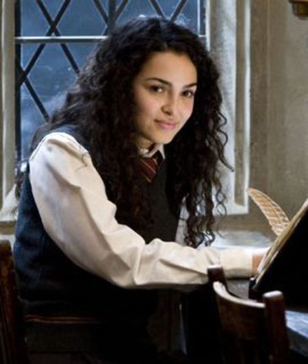 Anna Shaffer earned $9,500, $11,000 and $15,000 from the three Harry Potter movies.